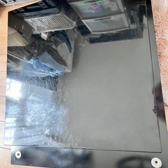 内蔵ファン付き黒いこたつの画像