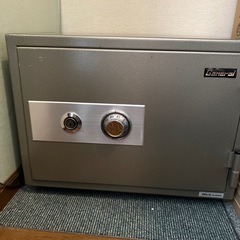 ゼネラル金庫 (卯月) 中村橋のオフィス用家具《金庫》の中古あげます・譲ります｜ジモティーで不用品の処分