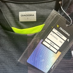 DIADORA Tシャツ　sサイズの画像