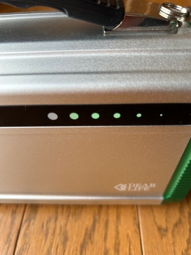 【お取引き完了しました】ポータブル蓄電池とソーラーパネルのセット