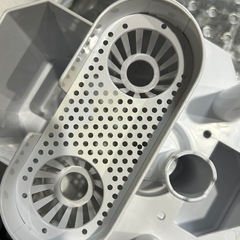 タワー型　9L超音波ハイブリッド
加湿器　リモコン付きの画像