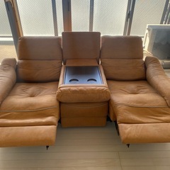 中古品】RELAX FORM リラックスフォーム バッジオ Baggio 3人掛け 電動ソファ 3シーター レザーテックス 電動リクライニングソファ  買取しました。 | 愛知と岐阜のリサイクルショップ 再良市場
