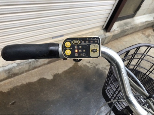 597  ヤマハ新機種電動アシスト自転車pas26インチホワイトアルミボディー