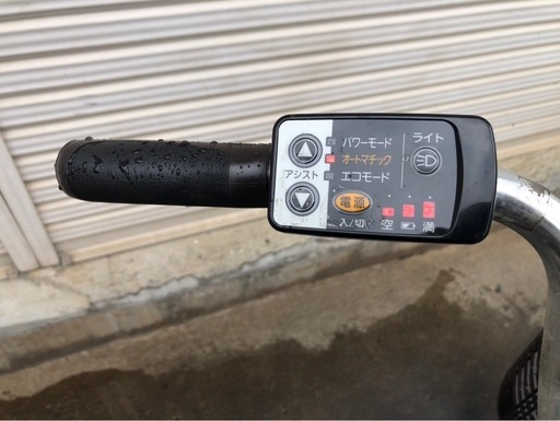 601  パナソニック新機種電動アシスト自転車vivi26インチシルバーアルミボディー