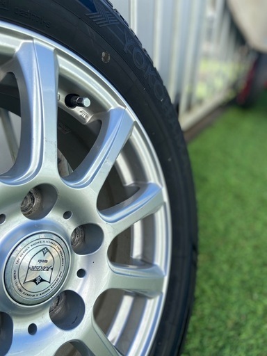 スタッドレスタイヤ　195/65R15 ヨコハマタイヤ　アイスガード　美品　　ホイル・ナット付き