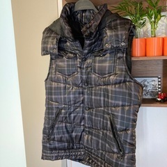【美品】HIDEAWAYS  ニコル　ダウンベスト