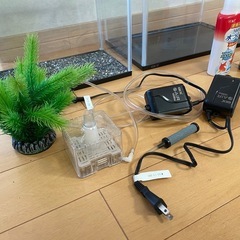 水槽　２つセット　色々まとめ売り　金魚の画像