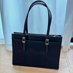 【美品】就活　リクルートバッグ　レディース　自立式　