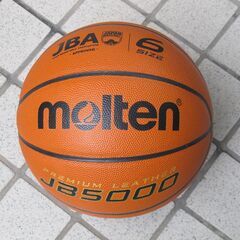 新品　モルテン『JB5000』サイズ6号　 ※シール剥がし跡あり