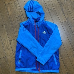 adidas ウィンドブレーカー　130サイズ
