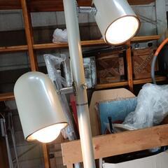 フロアライトIKEAの画像