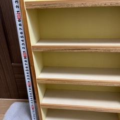 ミニカーを飾る棚の画像