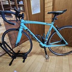 ロードバイクビアンキ（Bianchi）ベルガモおまけ付き