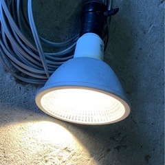 点灯確認済み☆ハイビームLED電球タイプ　150型相当　電球色E26口金☆の画像