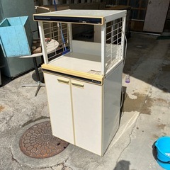 キッチン　棚　スライド式
