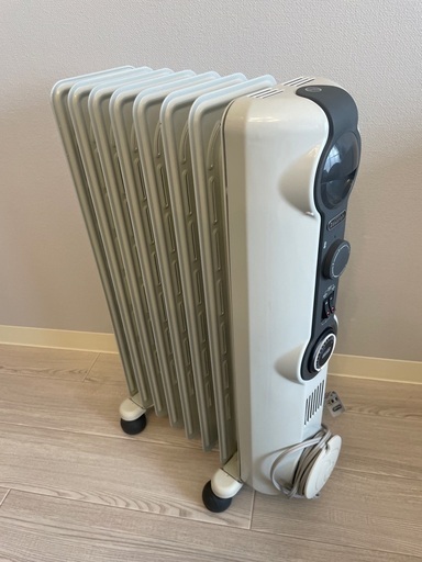 デロンギ　オイルヒーター　24時間タイマー付き