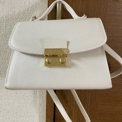 新品　バックの画像