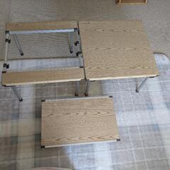 アウトドア折りたたみテーブルの画像