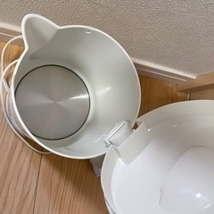 電気ケトルの画像