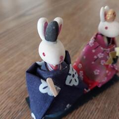 18gの小さくて軽いうさぎおひなさまの画像