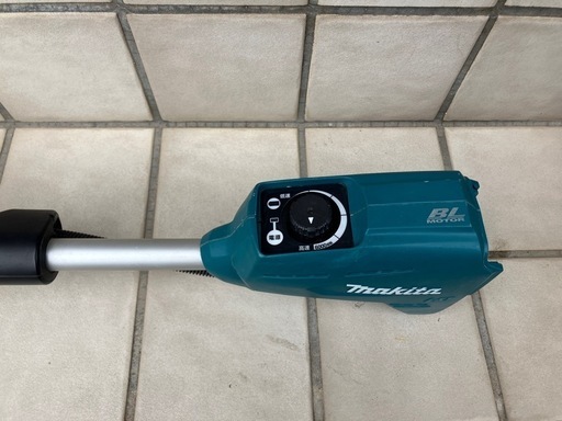 makita マキタ MUR182UD 刈払い機 18V 充電式草刈機 作動確認済 本体のみ