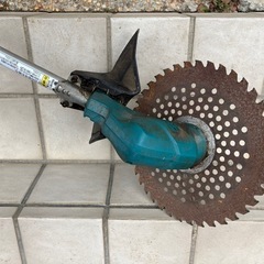 Makita 充電式 MUR182UD 18V LXT BL MOTOR マキタ 刈払機 草刈機 ベルト付き TN991 花、園芸