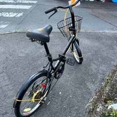 リサイクルショップどりーむ鹿大前店】No.62折りたたみ自転車20インチシティーサイクル6段ギア付き黒色LEDライト付き早い者勝ち (どりーむ鹿大前店)  工学部前の折りたたみ自転車の中古あげます・譲ります｜ジモティーで不用品の処分