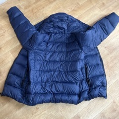 アベイルダウンジャケットMサイズの画像