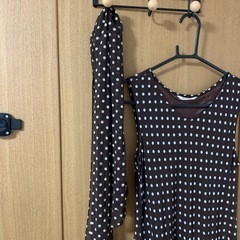 水玉 こげ茶  ワンピース の画像