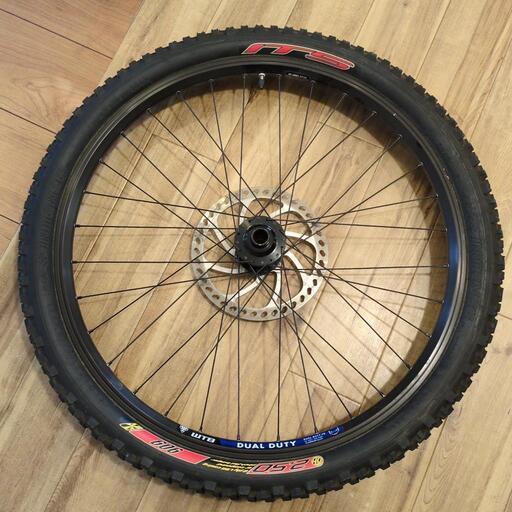 ２０ｍｍアクスルMTBホイール．タイヤ (jigjig) 北九州のマウンテンバイクの中古あげます・譲ります｜ジモティーで不用品の処分