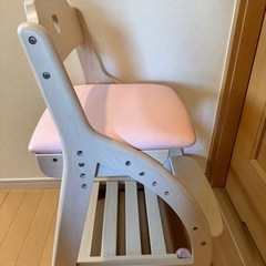 学習椅子 KOIZUMI 学習イス コイズミの画像