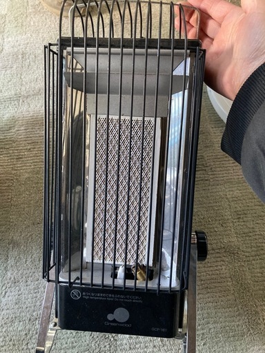 カセットボンベ式ポータブルヒーター