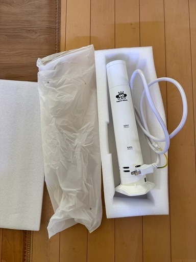 エンペラータマリンの低温調理器,　1200w,