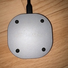 Anker置くだけ充電器の画像