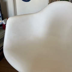 オシャレ　ホワイト　チェアーの画像