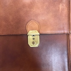 【商品受け渡し者が決まりました。】お値段下げました。お気軽にお問合せ下さい！セカンドハンドバック！！の画像