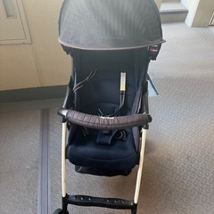 【最終値下げ！】アップリカ　ベビーカー　B型 　マジカルエアープラスの画像