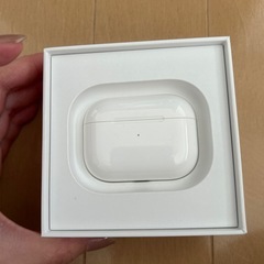 AirPods pro  充電ケースのみの画像
