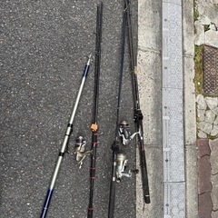 古い釣竿とリール
