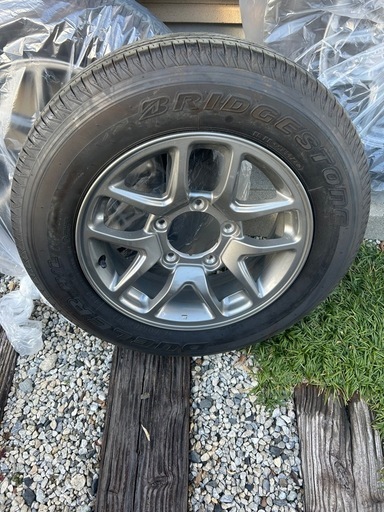 新型ジムニーjb64タイヤホイールセット