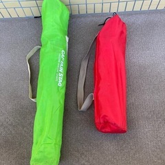 キャンプ用のイス、２つの画像