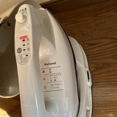 コードレススチームアイロンの画像