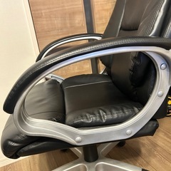 オフィスチェア　椅子の画像