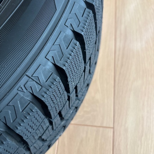 【屋内保管】スタッドレス　16インチ