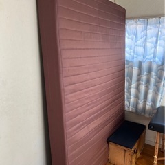 ダブルマットレスベッドの画像