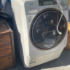 ドラム式ハイブリッド洗濯機　Toshiba TV-180ve