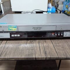 ビデオテープレコーダー
