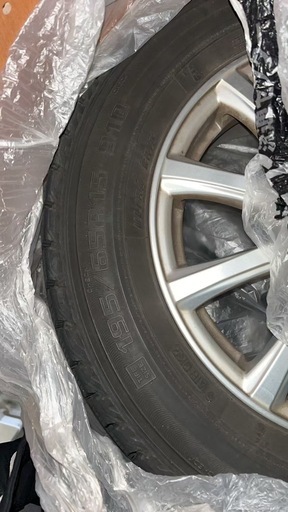 スタッドレスタイヤ