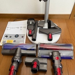 dyson ダイソン　掃除機　V11 　充電スタンドの画像