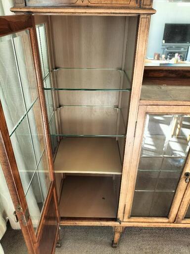 ガラスキャビネット差し上げます。 (たのしいくらし) 八丁畷の収納家具《キャビネット》の中古あげます・譲ります｜ジモティーで不用品の処分